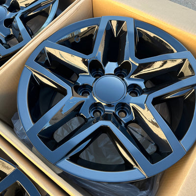 17x8  - Fits Chevrolete Silverado 1500,  Tahoe, Suburban, Avalanche, Express Van 1500 GMC Sierra K1500, Safari, Savanna Van, Yukon, Denali Cadillac Escalade